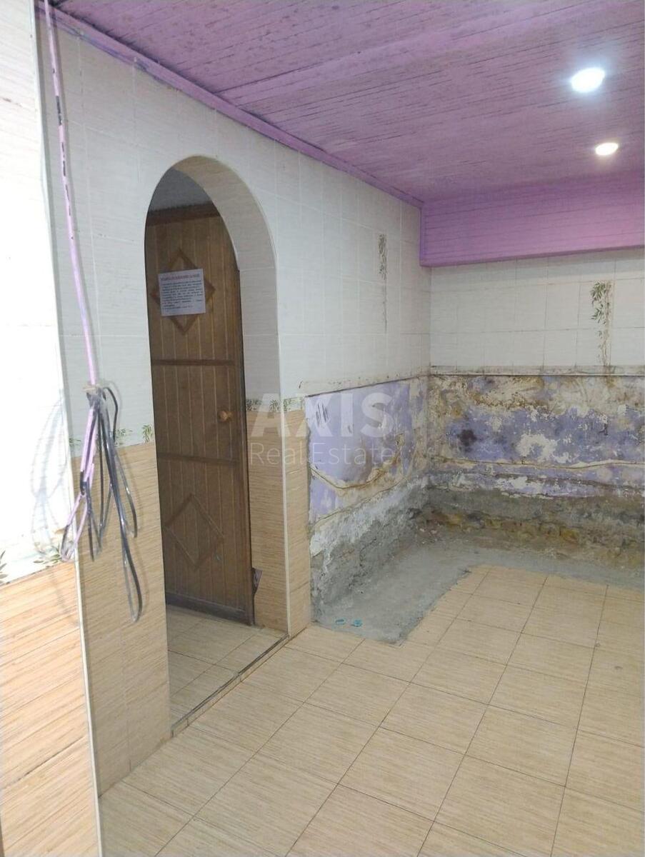 Объект сервиса ул. Кирилловская 109/2, 110м23