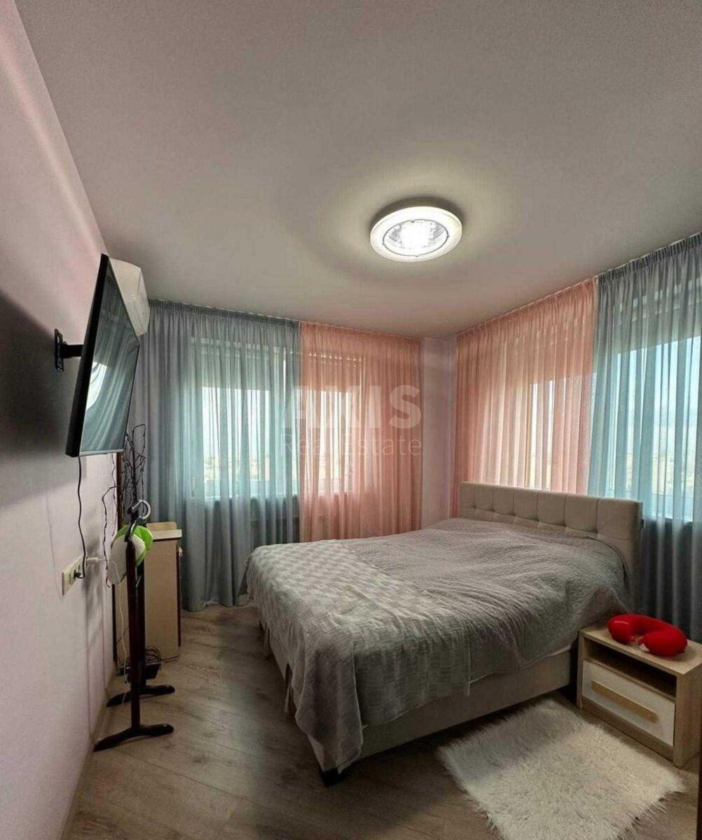 4k apartment bul. Lepse Ivana 7Г627186