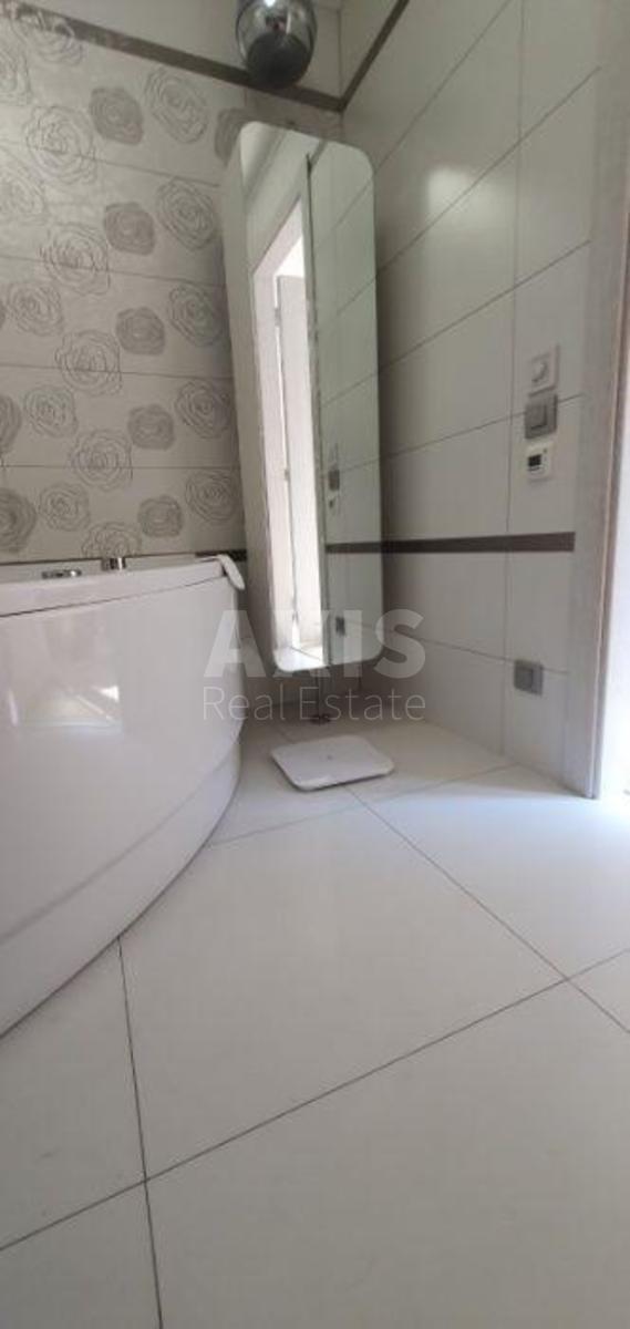 4k apartment vul. Vyshgorods'ka 457