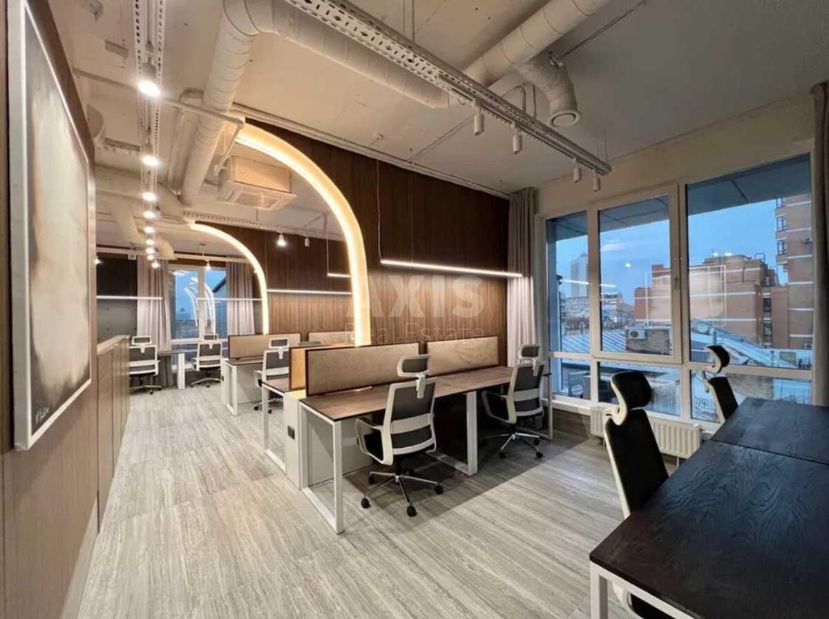Office vul. Bul'varno-Kudrjavs'ka 15, 170m24