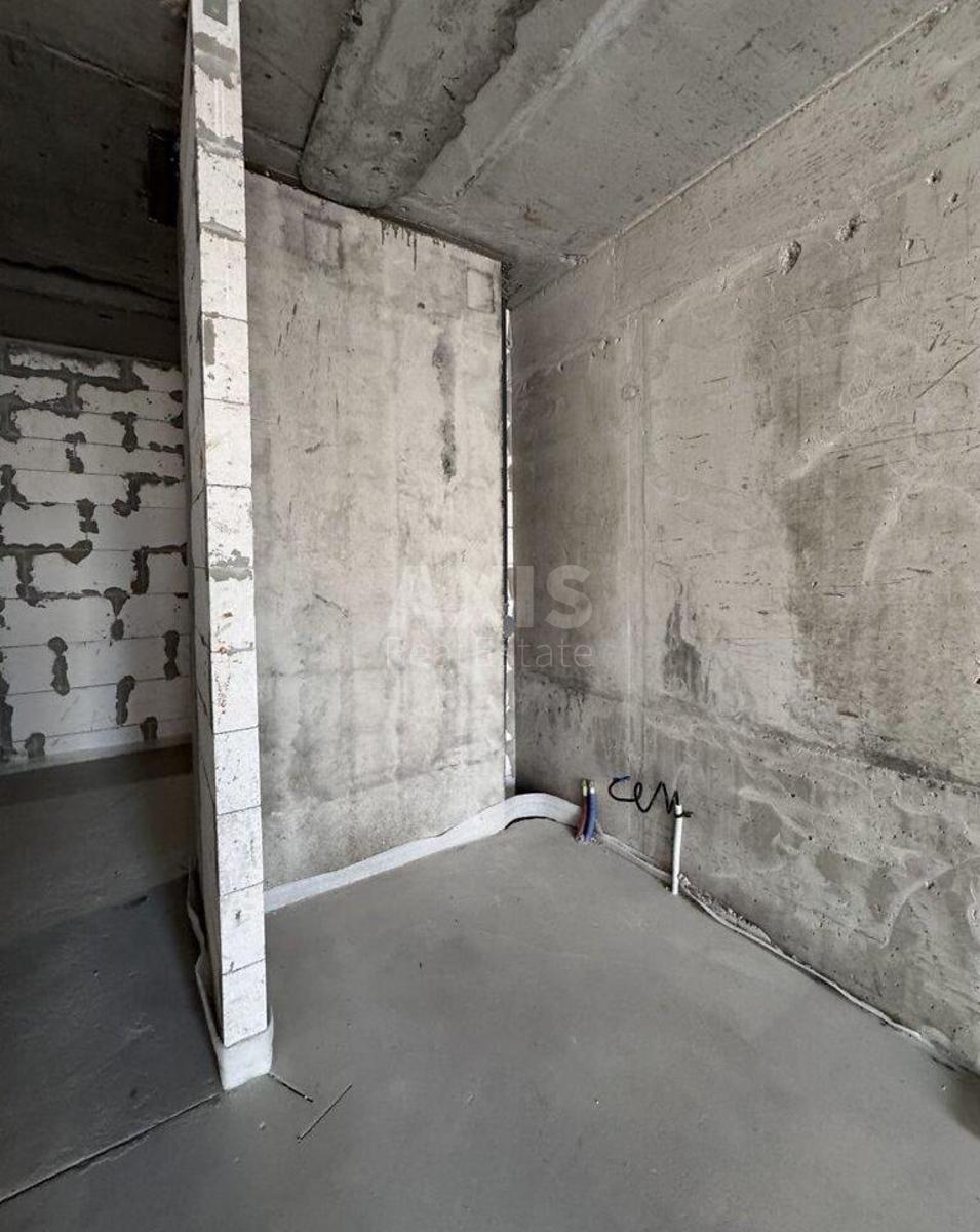 3k apartment nab. Dniprovs'ka 15Є5