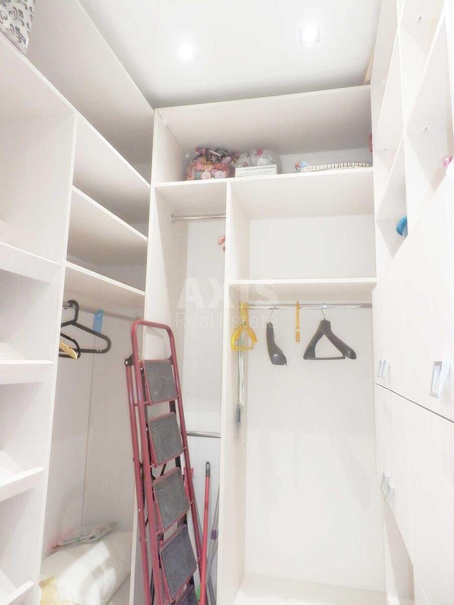 1k apartment nab. Dniprovs'ka 145613710