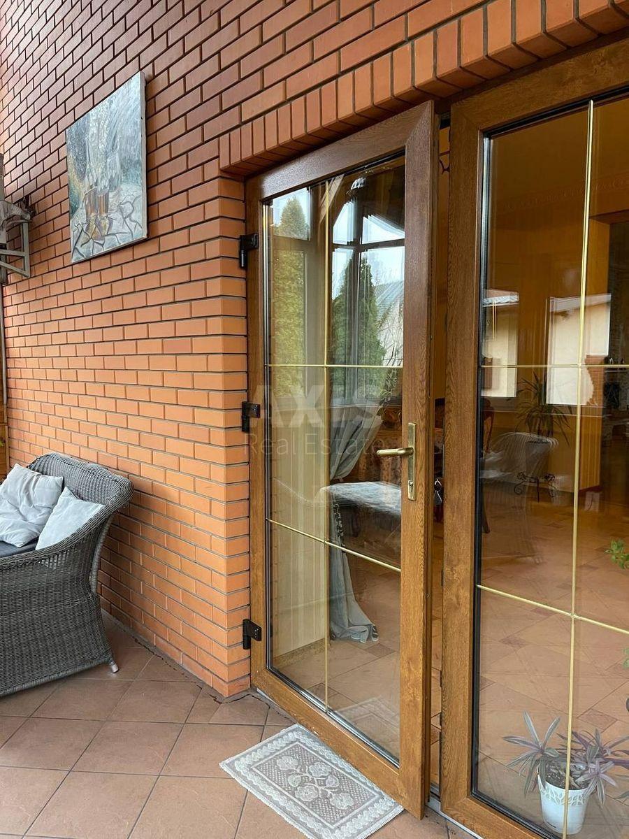 House vul. Entuziastiv 10-ta, 299m2, Kyiv city1