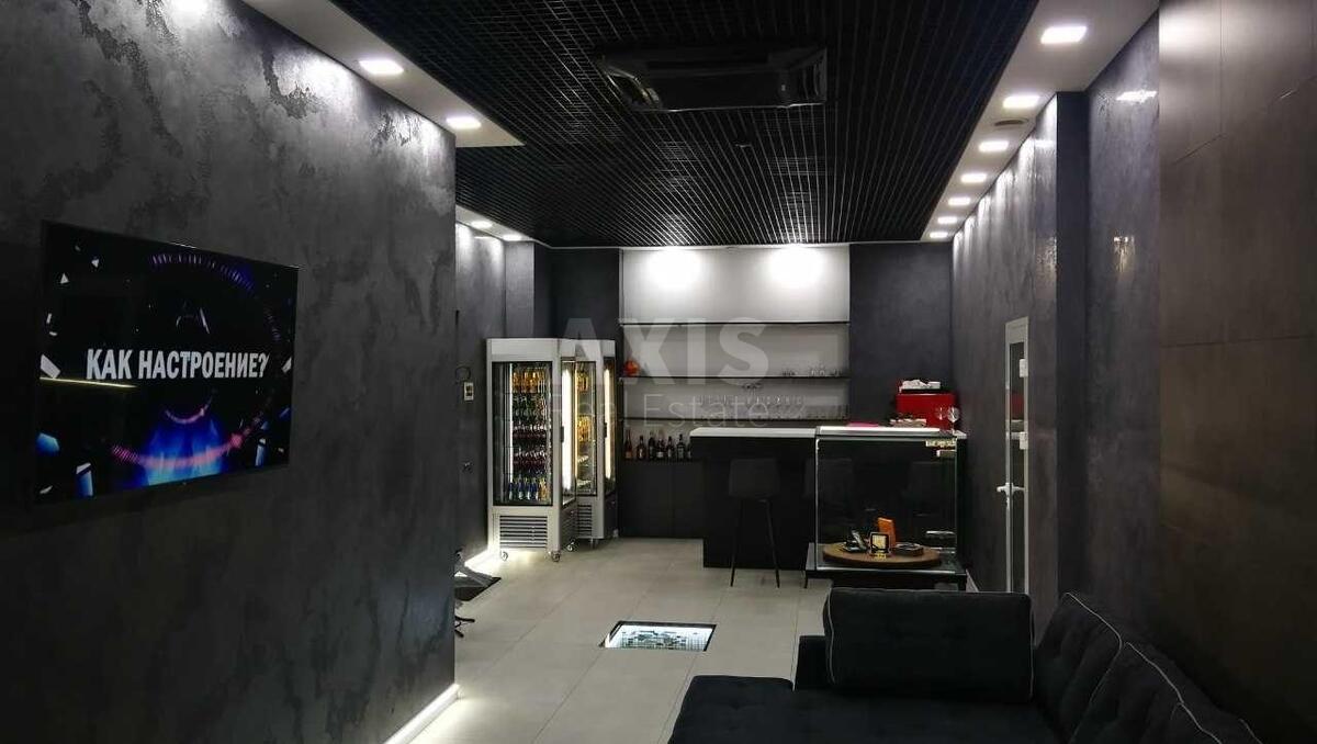 Trade object vul. Surykova 3А, 330m2595745