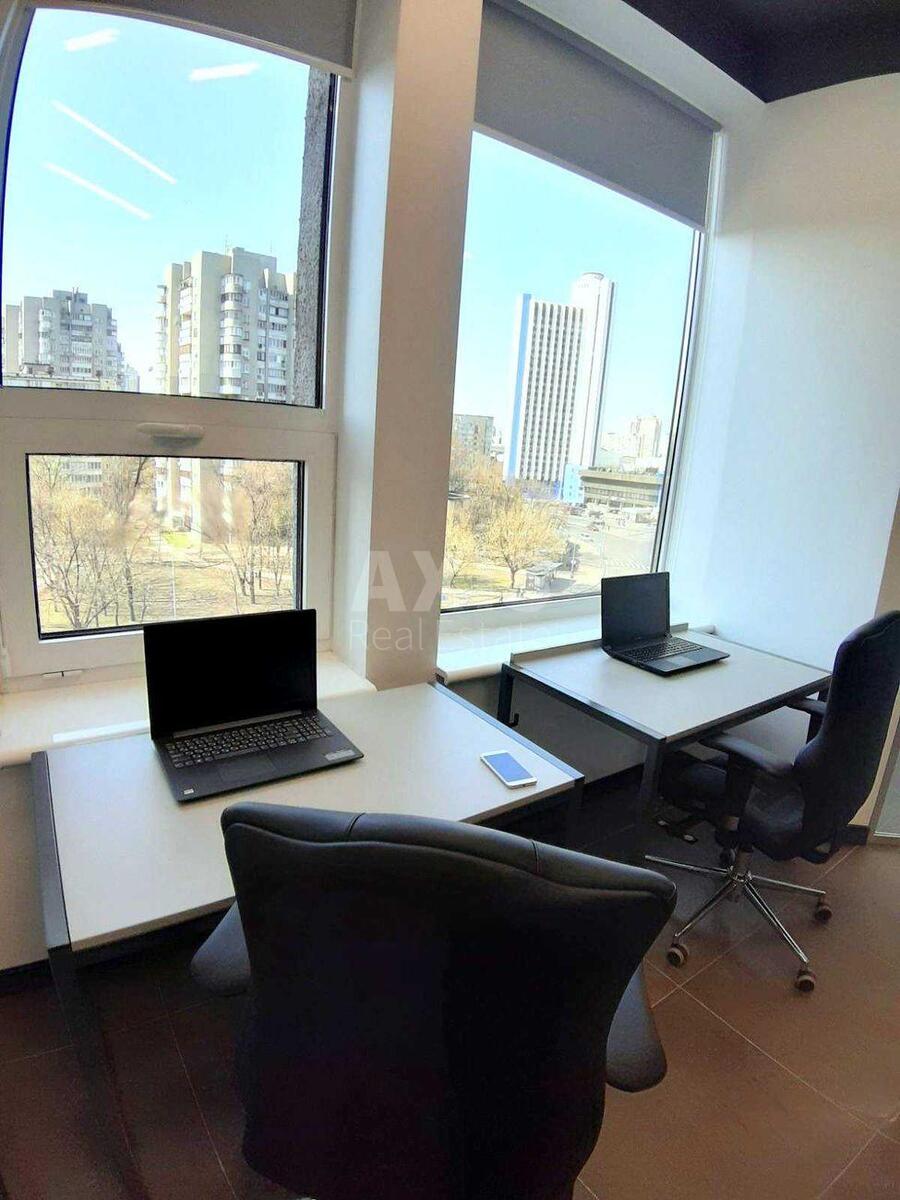 Офис ул. Сверстюка Евгения 11Б, 32м26