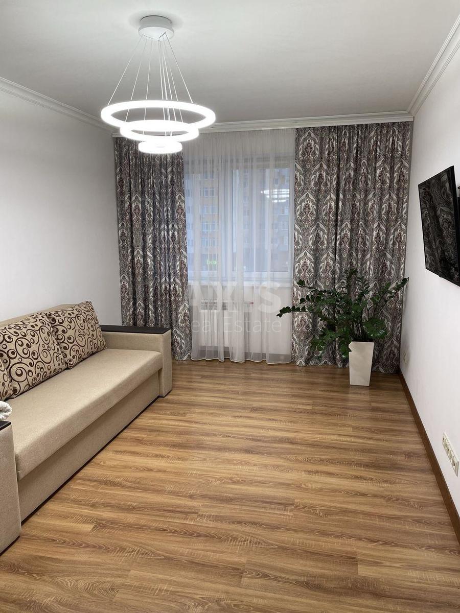 1k apartment vul. Kondratjuka Jurija 10
