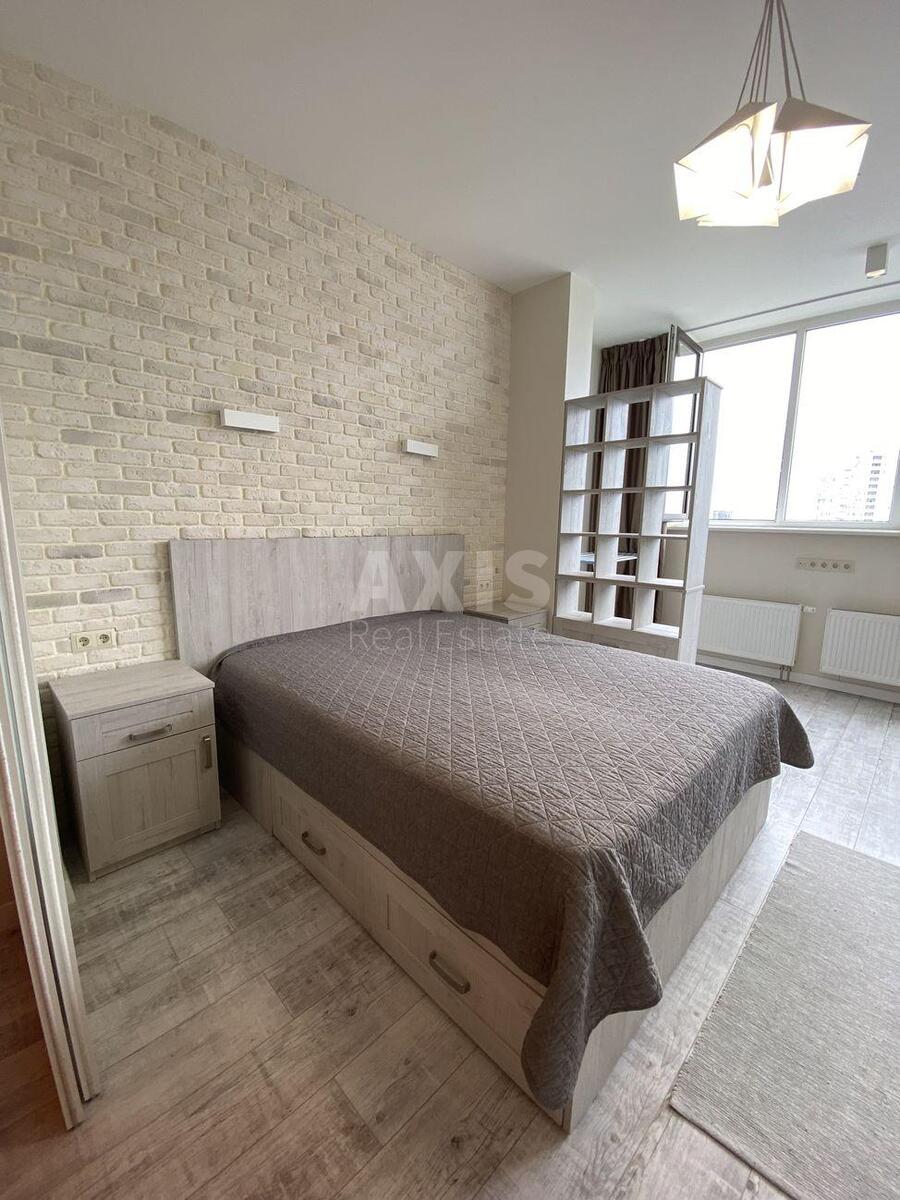 2k apartment vul. Dragomyrova Myhajla 2А5