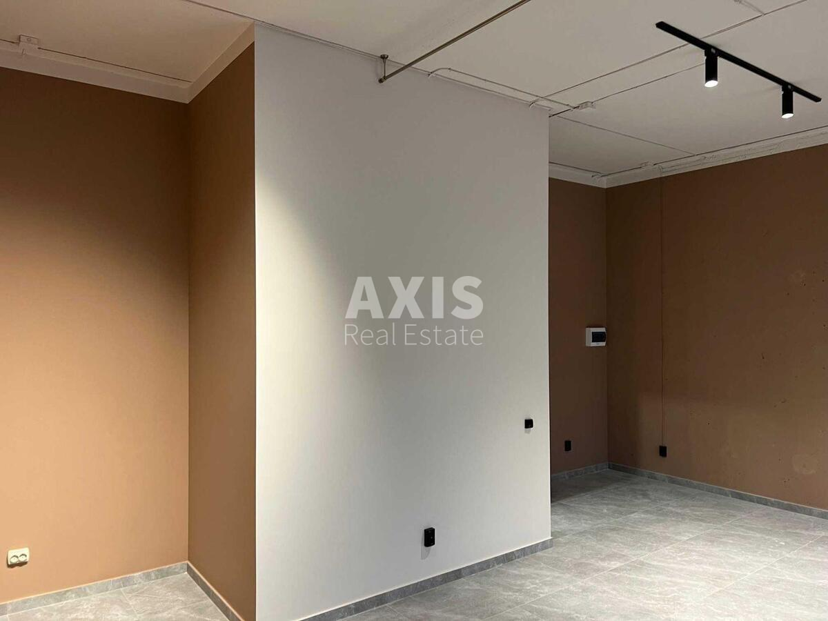 Объект торговли ул. Михаила Максимовича 24, 60м2602986