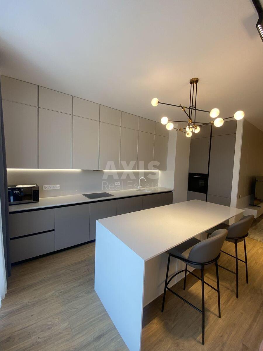 5k apartment vul. Buslivs'ka 12