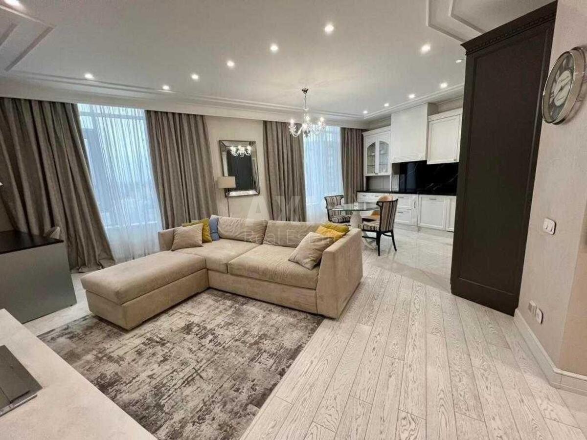 2k apartment vul. Saksagans'kogo 37К1