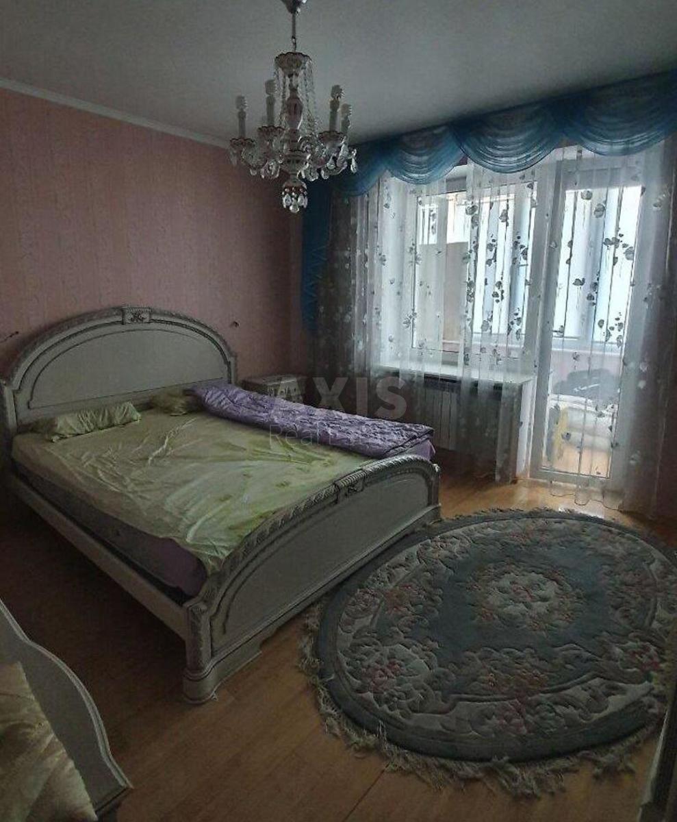 3k apartment vul. Turgenjevs'ka 52/589