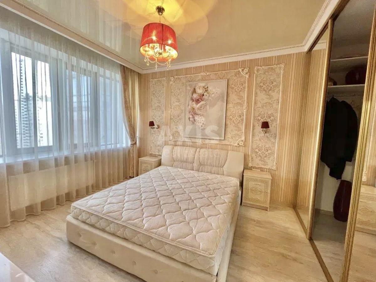 1k apartment nab. Dniprovs'ka 14402686