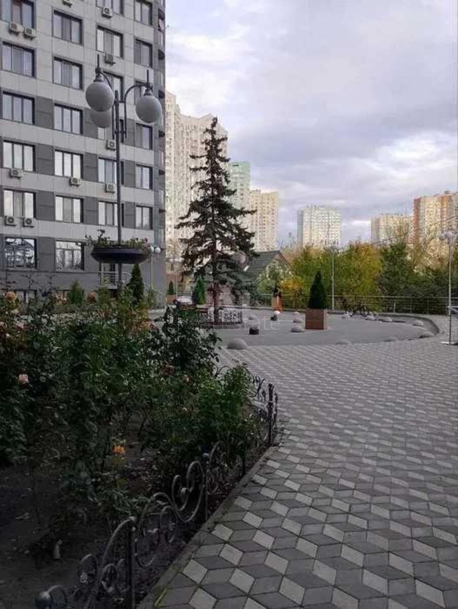 2к квартира ул. Завальная 106