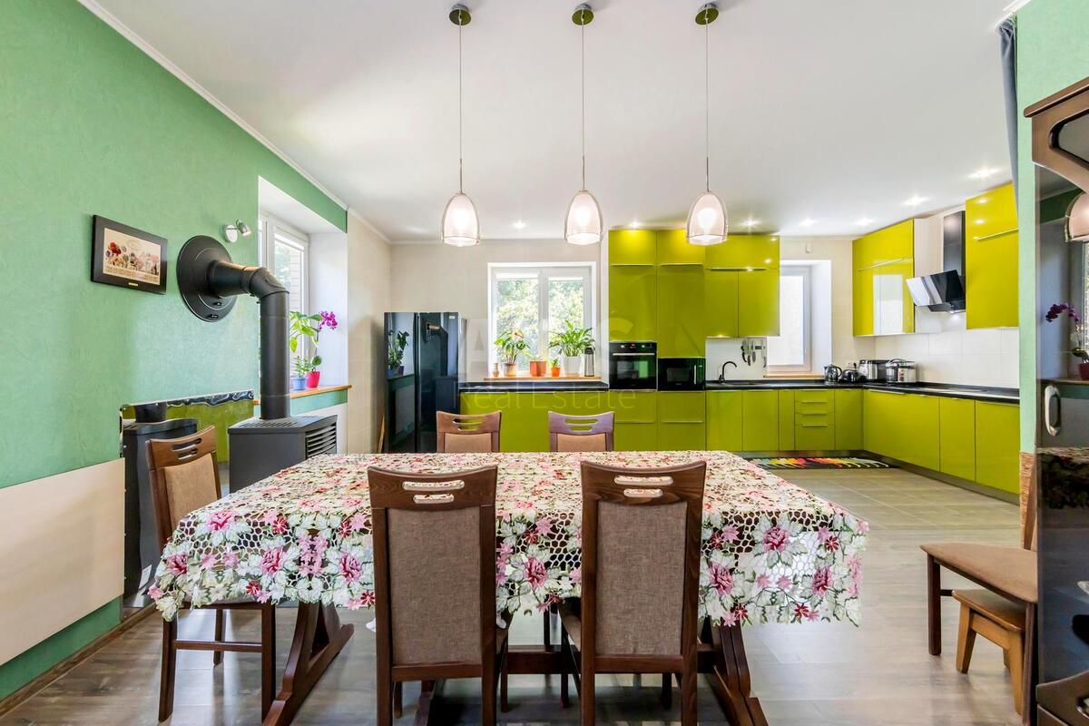 House prov. Pivnichnyj, 196m2, Kyiv city6152518