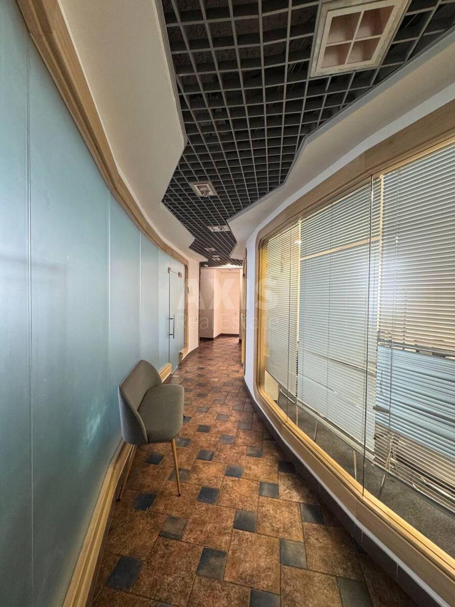 Office pr-t Peremogy 26, 468m26