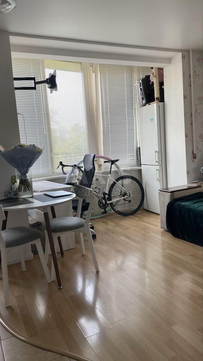 1k apartment vul. Bereznjakivs'ka 34Б0