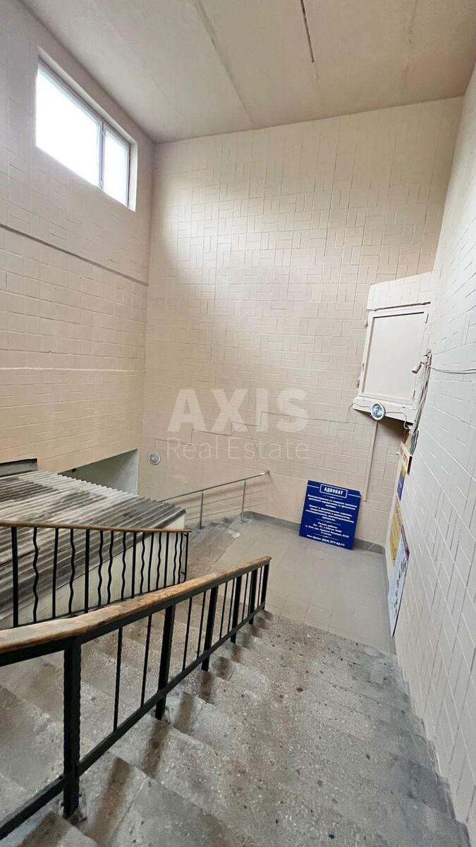 Trade object vul. Pushynoi' Feodory 23/25, 350m26081510