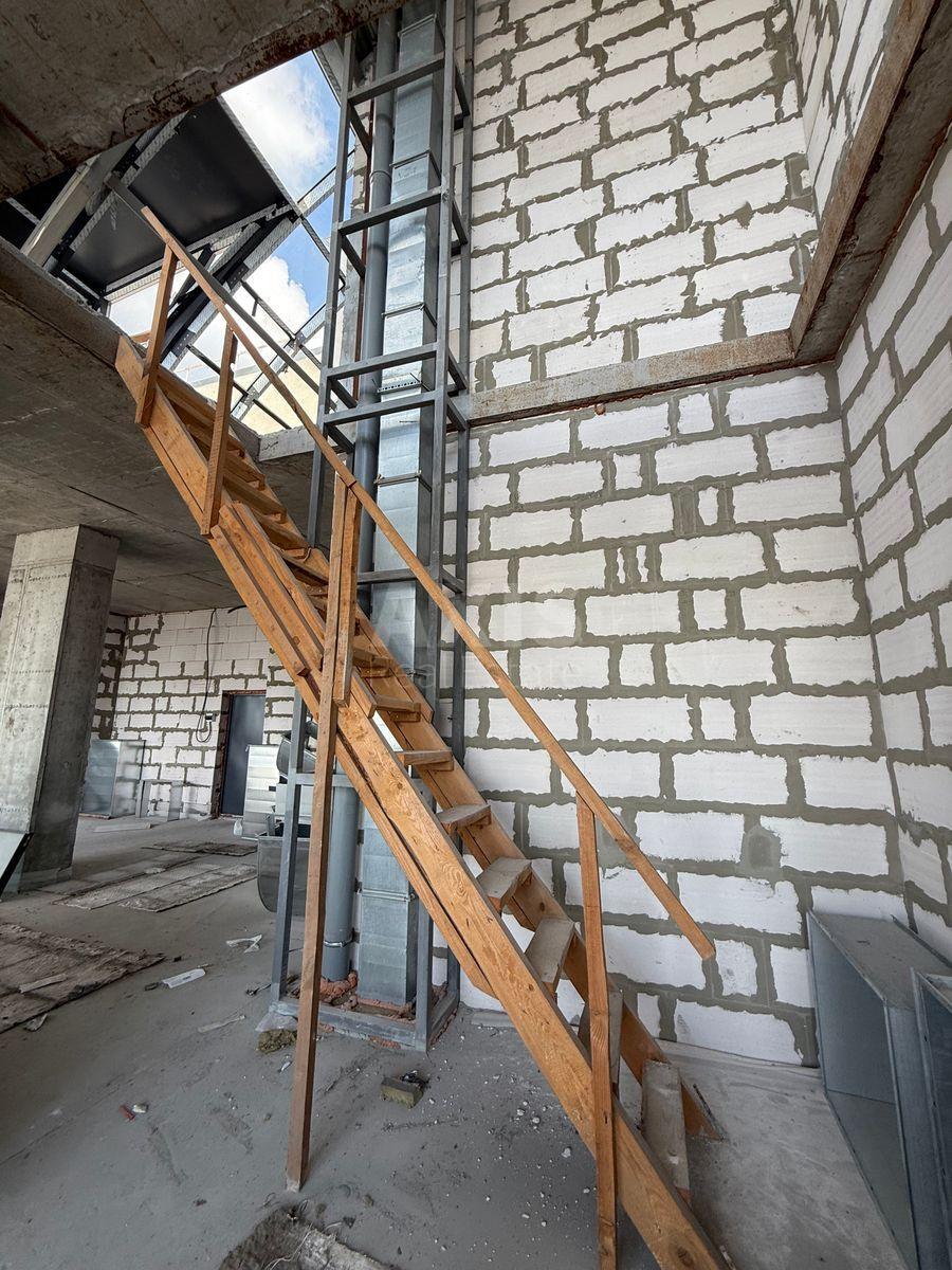 5k apartment vul. Dragomyrova Myhajla 4Б583326