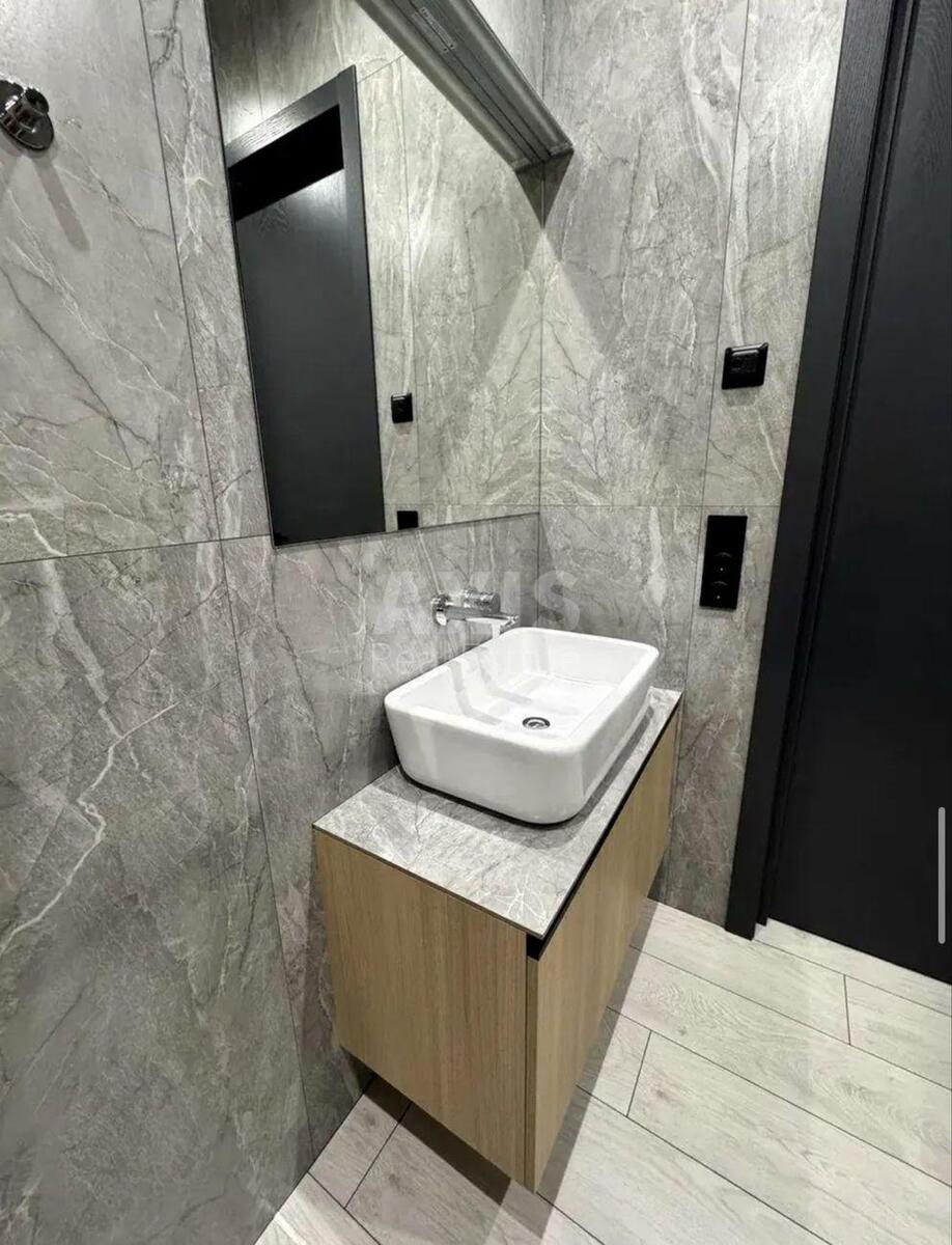 1k apartment pr-t Berestejskij 11623799
