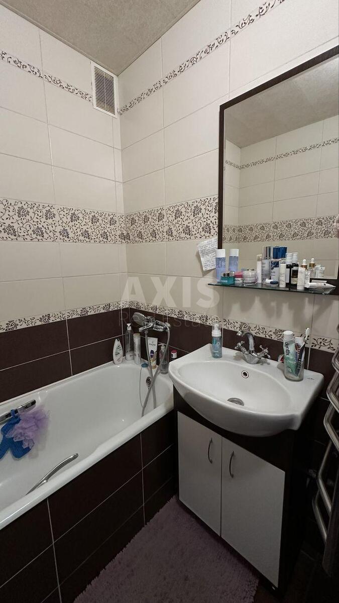2k apartment vul. Lucenka Dmytra 53