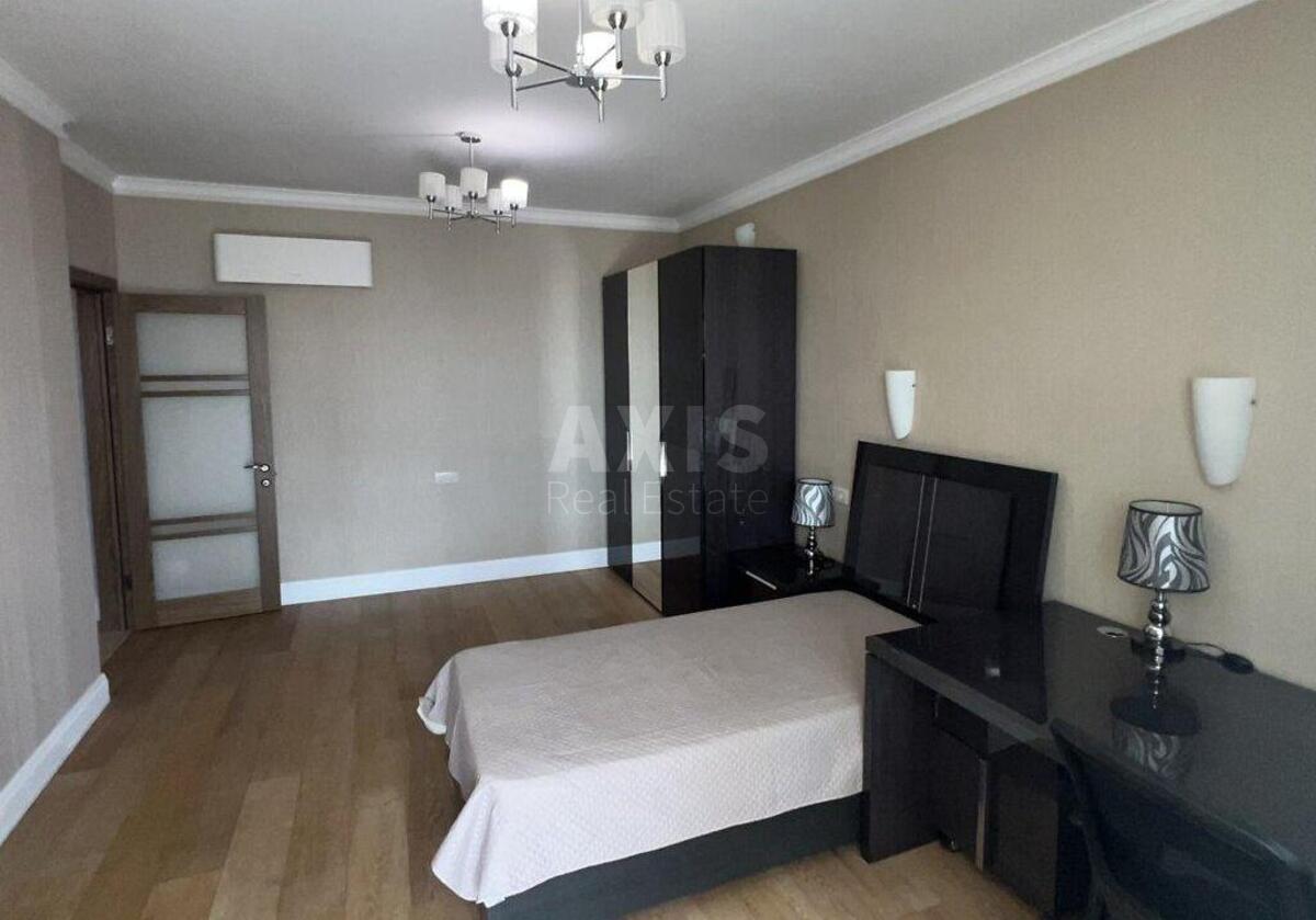 4k apartment bul. Shevchenka Tarasa 27Б5773311