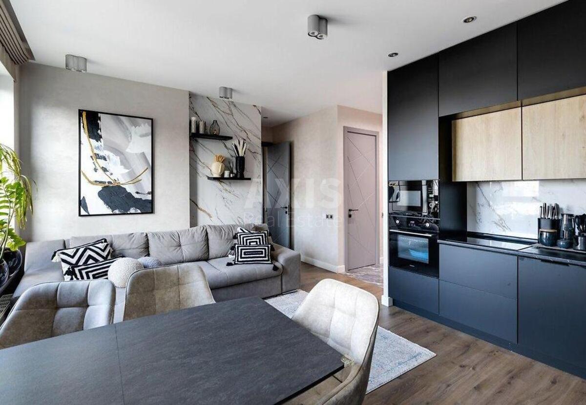 3k apartment nab. Dniprovs'ka 15