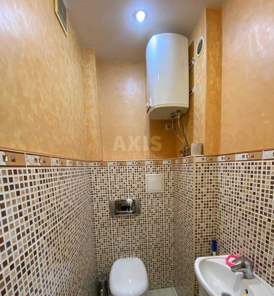 2k apartment vul. Oleny Pchilky 3А6