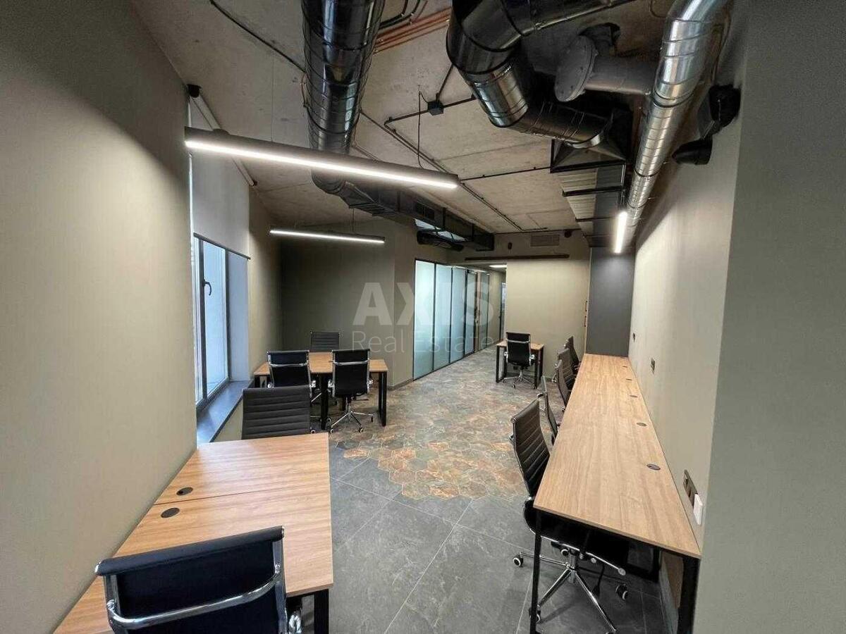 Office pr-t Lobanovs'kogo 119Х, 293m24