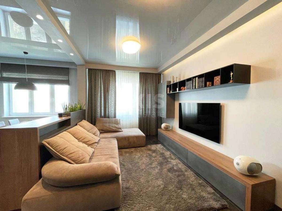2k apartment vul. Skrypnyka Mykoly 401