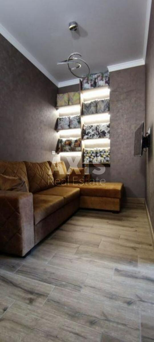 1k apartment vul. Zhyljans'ka 682