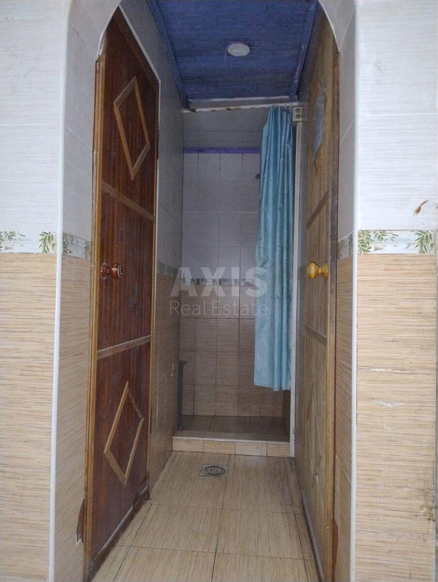 Объект сервиса ул. Кирилловская 109/2, 110м25