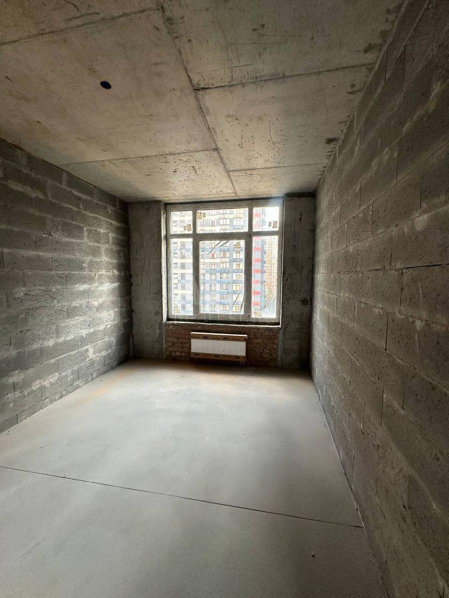 3k apartment vul. Sverstjuka Jevgena 4583680