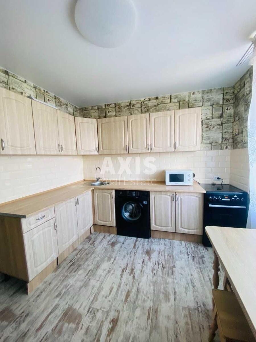 2k apartment pr-t Lobanovs'kogo 14