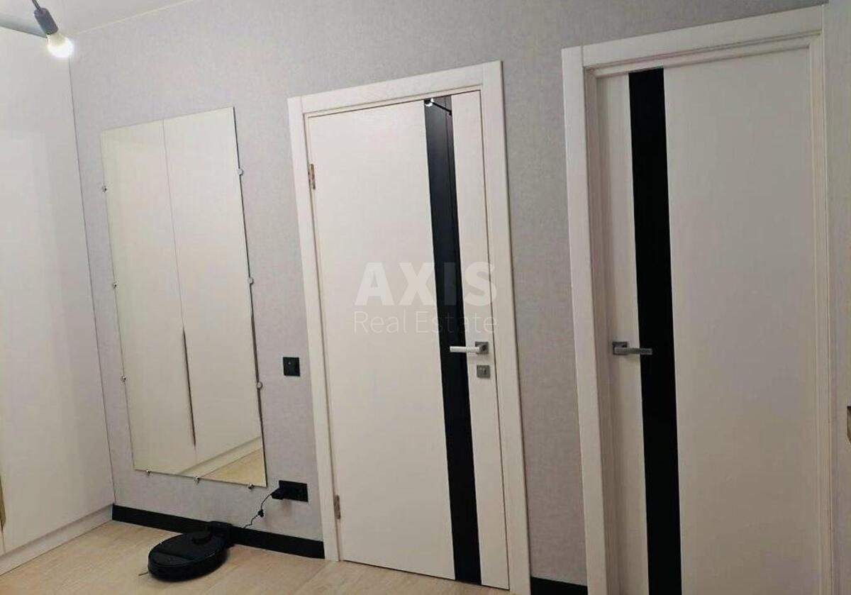 1k apartment prov. Jasynuvats'kyj 11584675