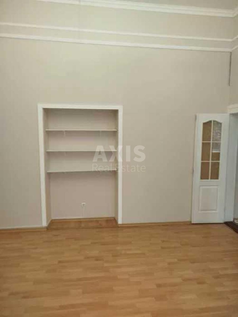 Office prov. Inzhenernyj 4, 65m26