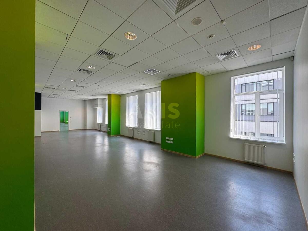 Office vul. Pymonenka Mykoly 13, 750m2