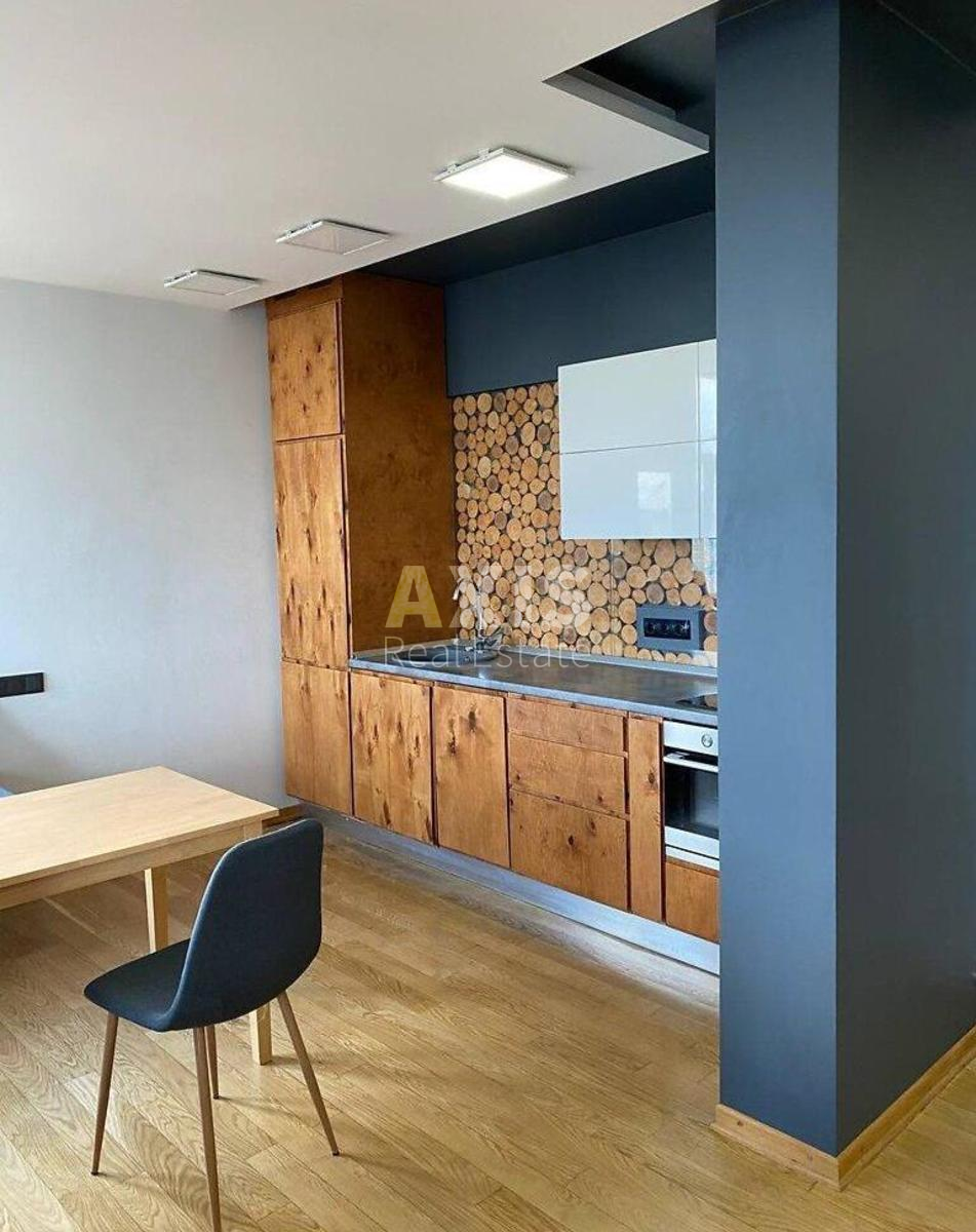 2k apartment vul. Lypkivs'kogo Vasylja Mytropolyta 182