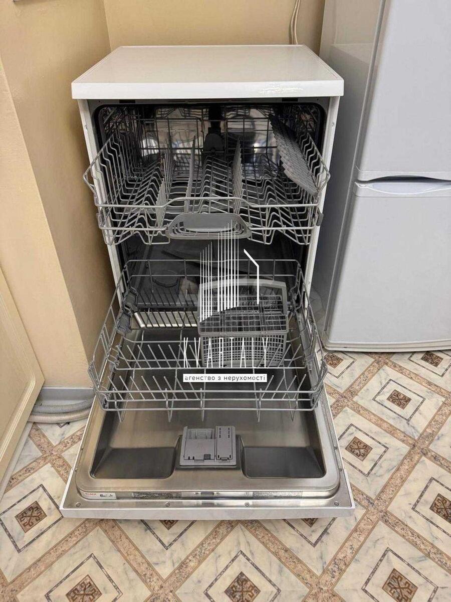 4k apartment vul. Puljuja Ivana 1А9