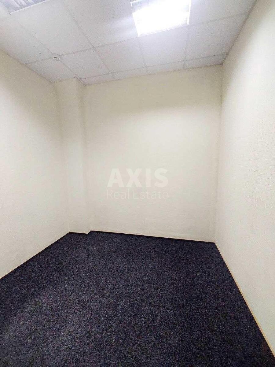 Office vul. Kutuzova 18/7, 40m22
