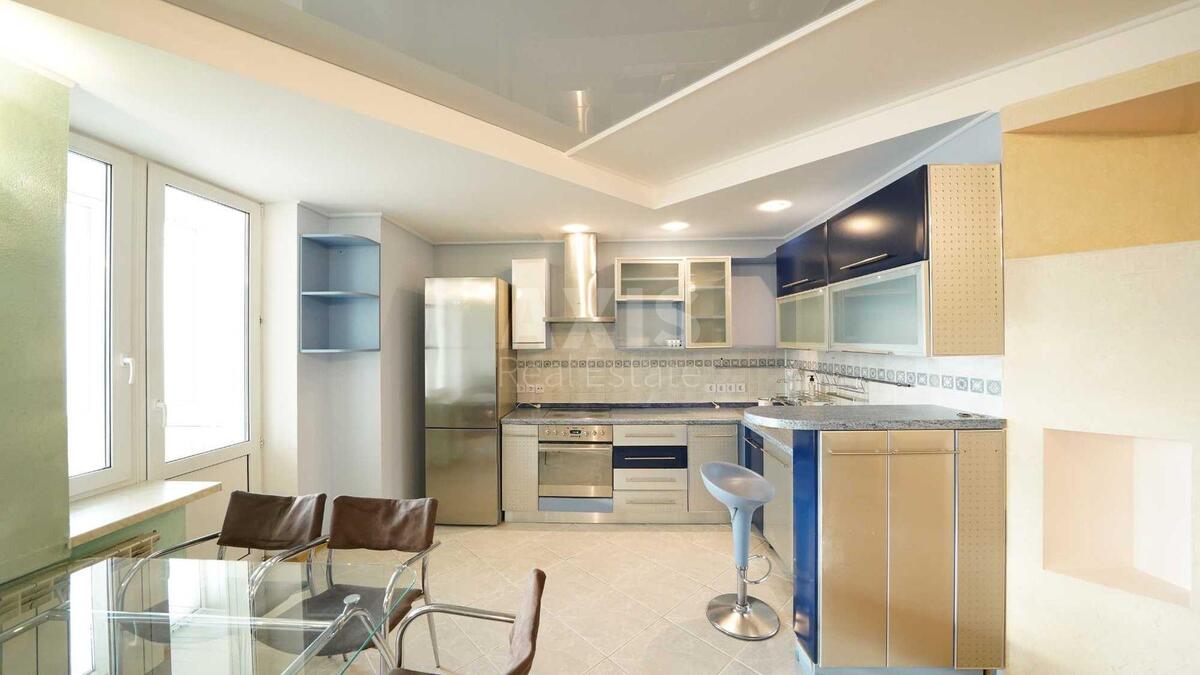 4k apartment pr-t Tychyny Pavla 16/2598500
