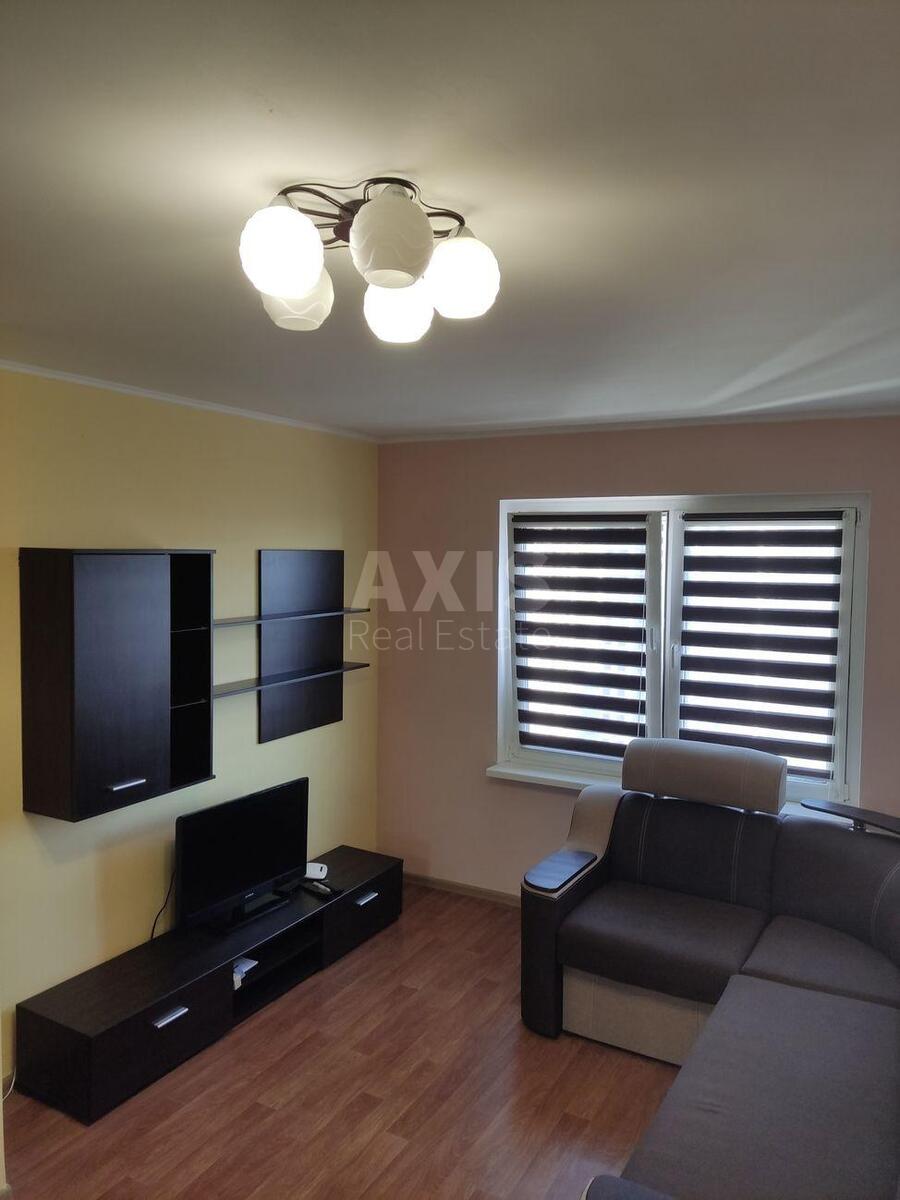 1k apartment vul. Rusovoi' Sofii' 5Б1