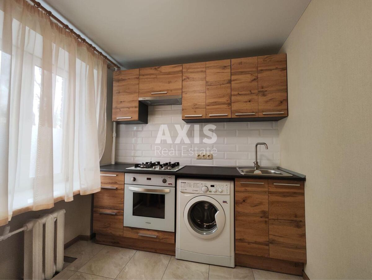 2k apartment vul. Myshyna Myhajla 23