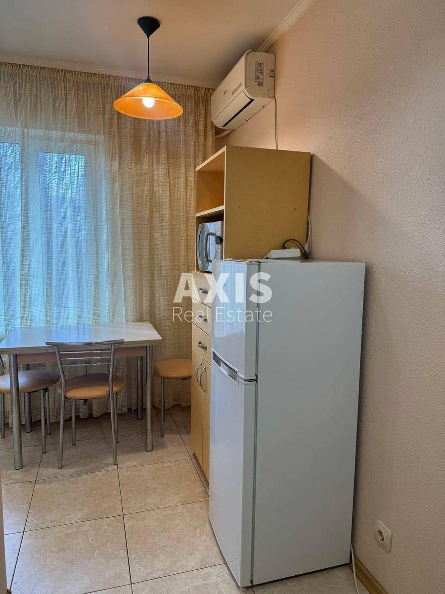 1k apartment vul. Lukivs'ka 70
