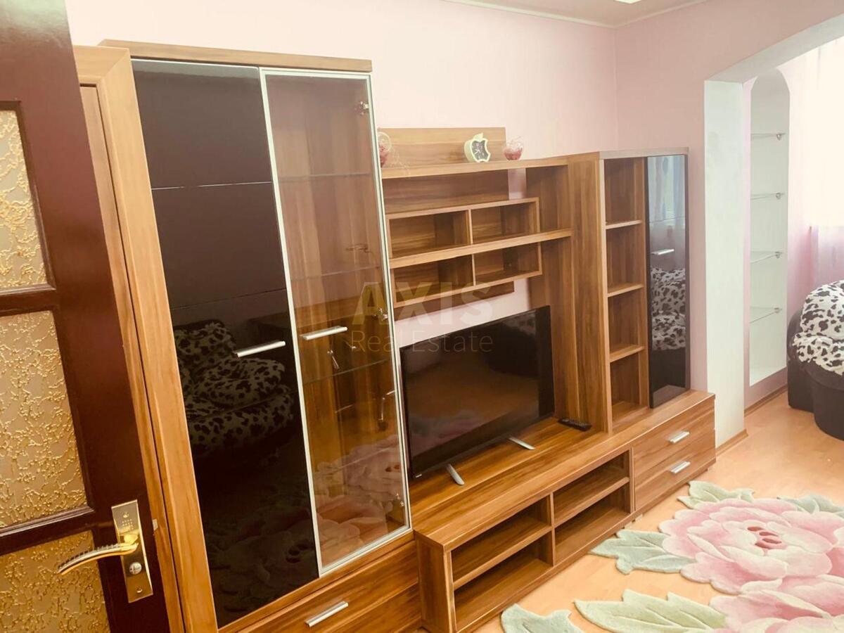 2к квартира пр-т Гонгадзе Георгия 18Ж564374