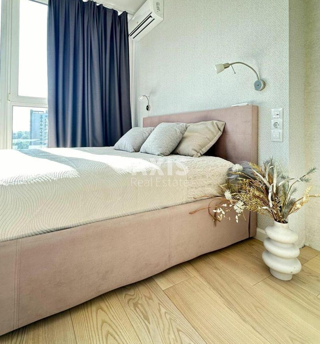 2k apartment vul. Tyraspol's'ka 601