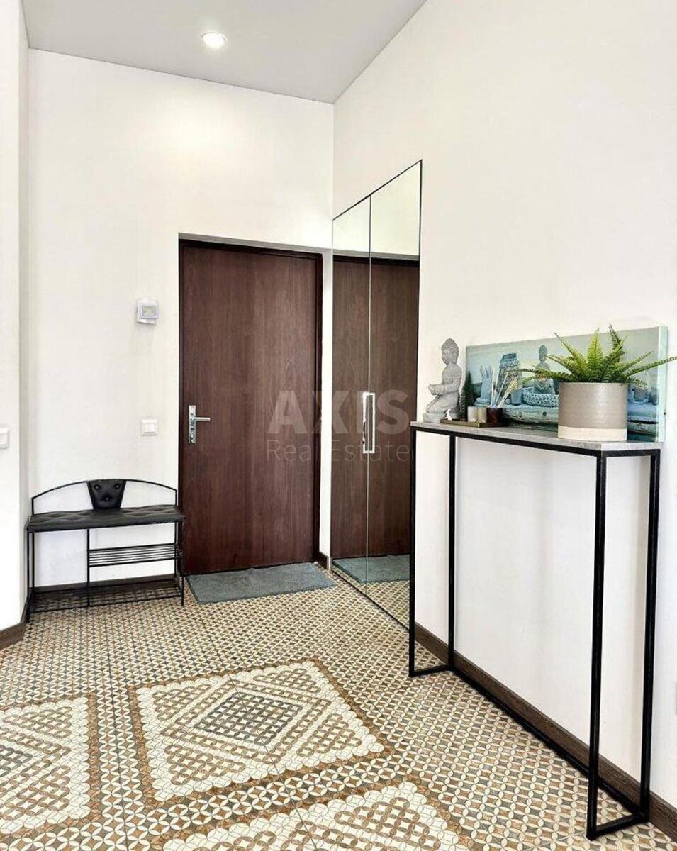 2k apartment vul. Barbjusa Anri 37/15813813