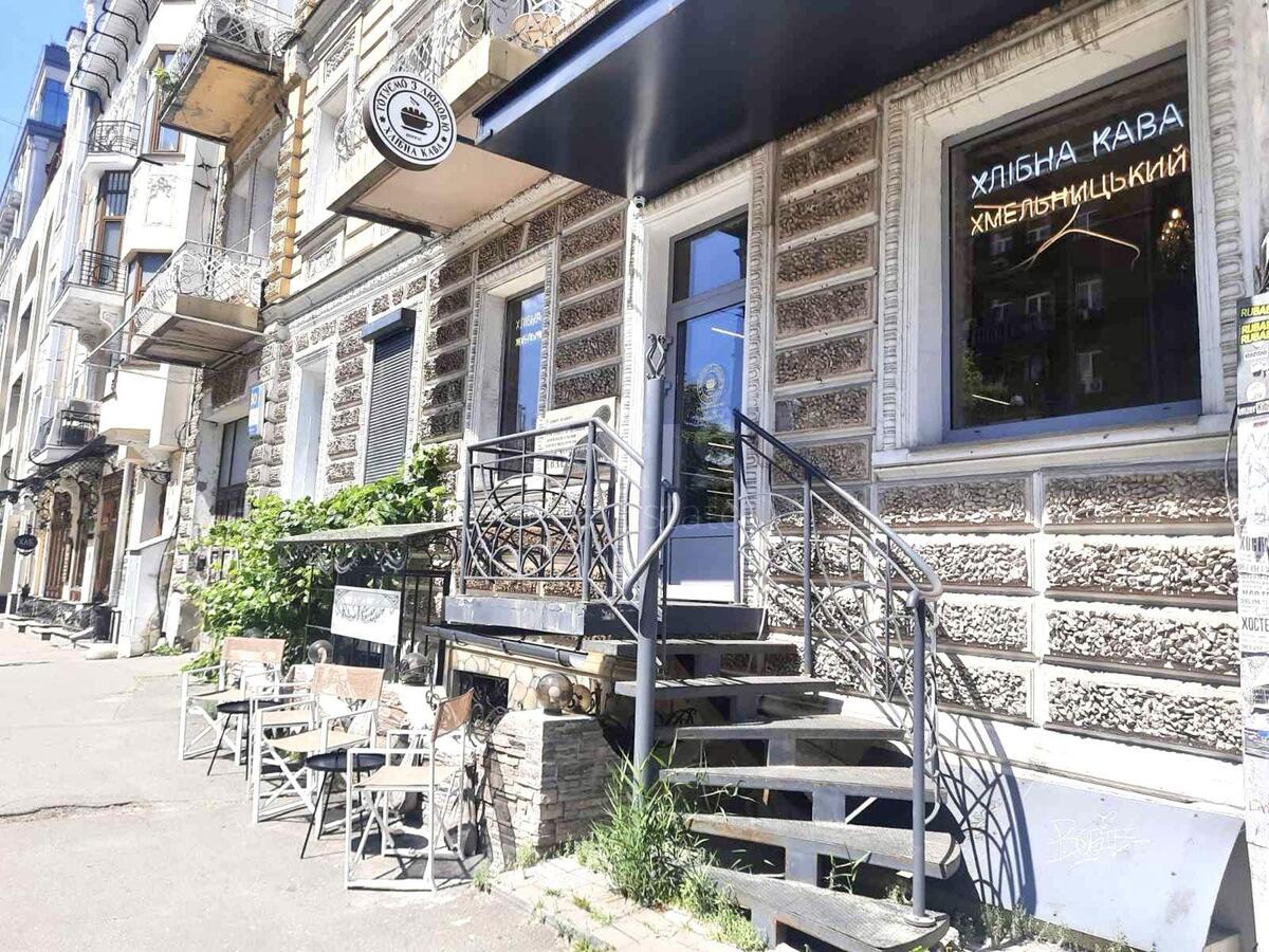 Объект торговли ул. Хмельницкого Богдана 50, 61м2624022