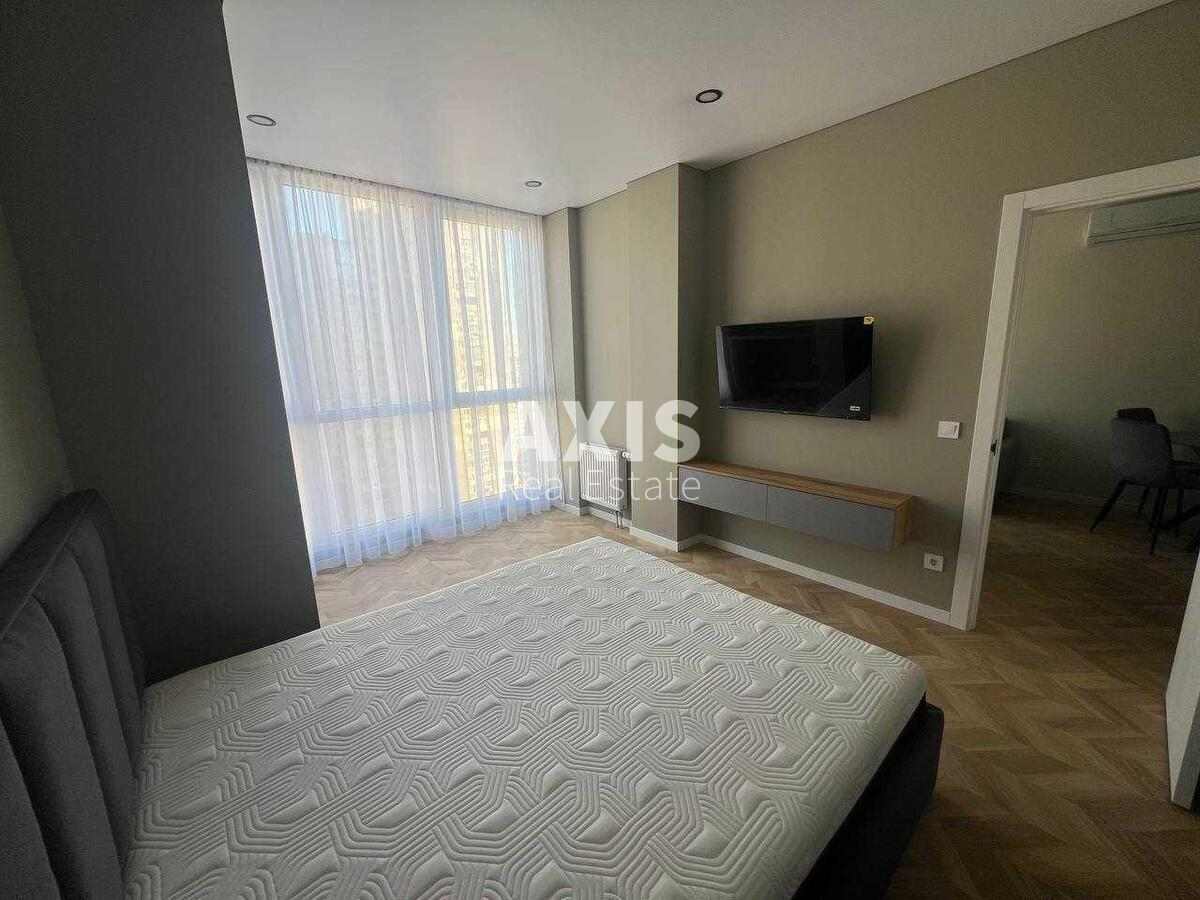 1k apartment vul. Revuc'kogo 403