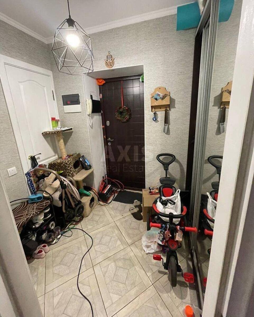 1k apartment bul. Chokolivs'kyj 84