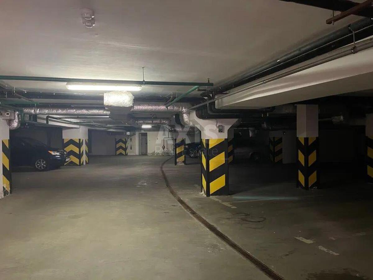 Office vul. Dmytrivs'ka 92/94, 100m211